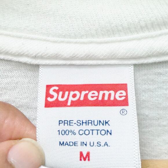 Supreme Bundle of 2 Tshirt Black and White Men’s Size Medium - Picture 4 of 12